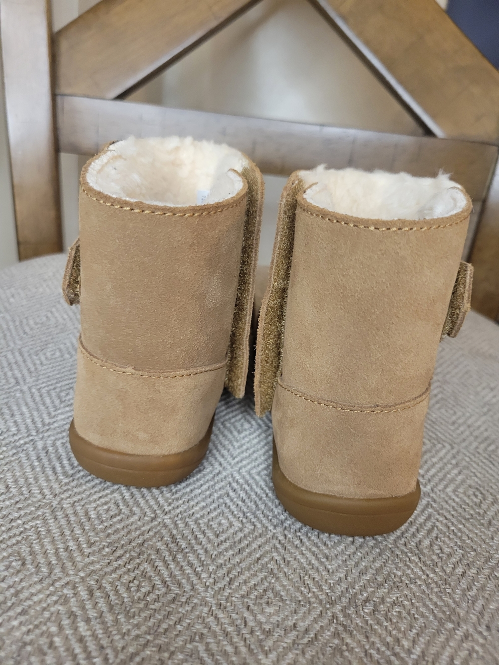 UGG Kids Classic II Chestnut Boot - Chestnut - Picture 4 of 10